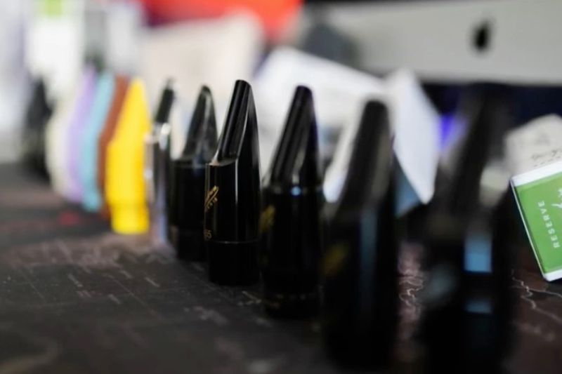 Blind mouthpiece comparison