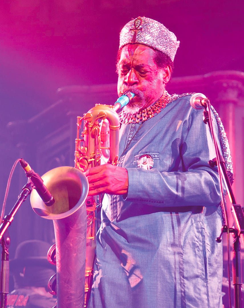 Saxophonist Knoel Scott from Sun Ra Arkestra plays Syos
